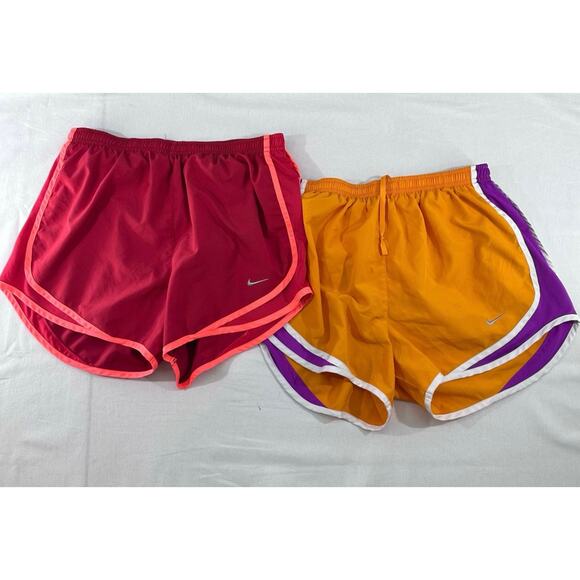 Nike Dri Fit Women’s Sz SMALL 2 Pairs Running Shorts Athletic sportswear - Picture 1 of 13